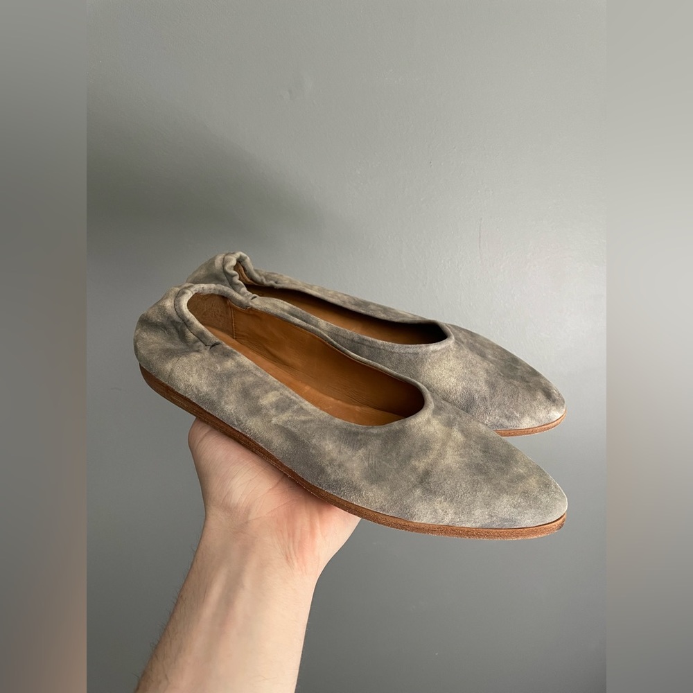 Coclico Gray Suede Flats Size 7.5